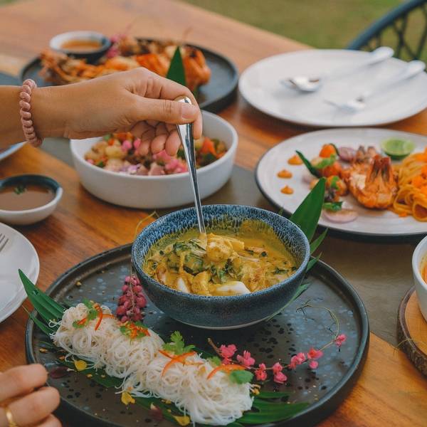 The wayo cafe & restaurant