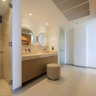 Elite Atoll Beachfront Hotel