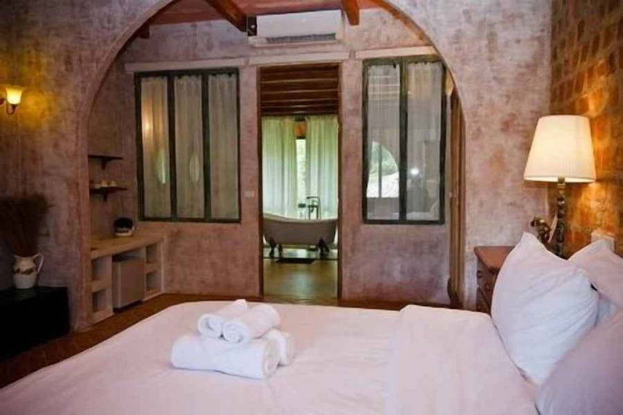 ลา ทอสคาน่า รีสอร์ท (La Toscana Resort)