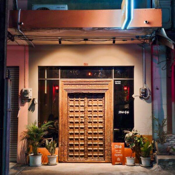 Wab Cafe & Cocktail คาเฟ่อุบล ค็อกเทล (คาเฟ่มัทฉะ)