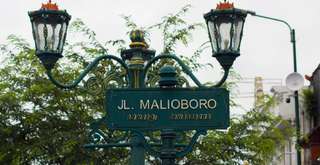 Rekomendasi Hotel RedDoorz Jogja Dekat Malioboro: Nyaman dan Terjangkau untuk Liburan, Mas Bellboy