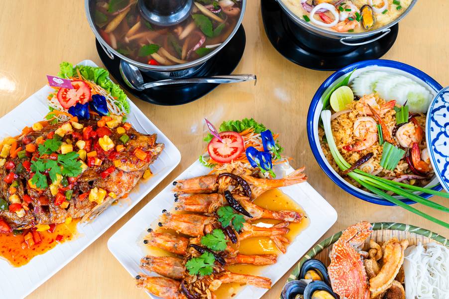 ใจกลางนา คาเฟ่ - Jaiklangna Cafe