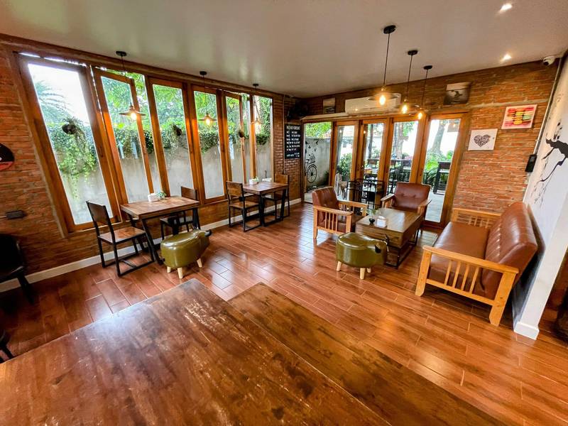  The lake cafe Phayao