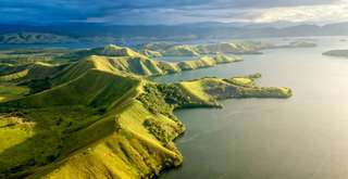 Wisata Jayapura: Pesona Alam & Budaya di Ujung Timur Indonesia, Xperience Team