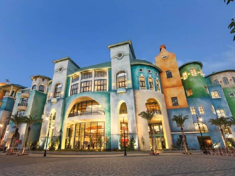 Sun Signature Gallery