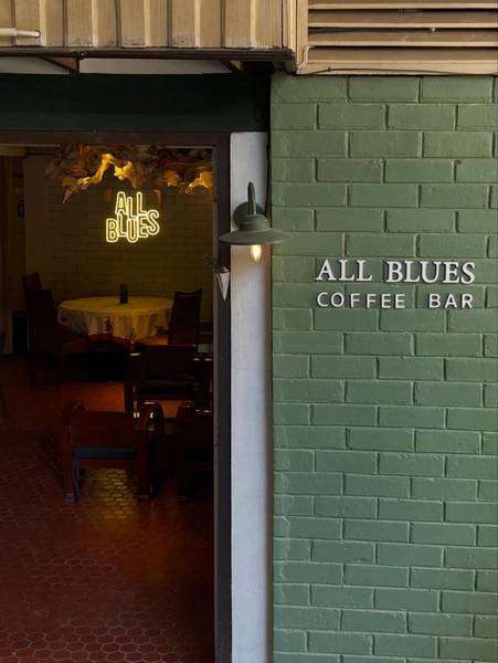 ALL BLUES COFFEE BAR
