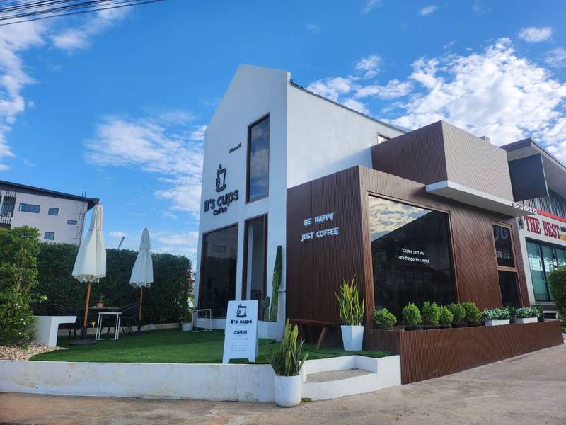 B’s cups coffee