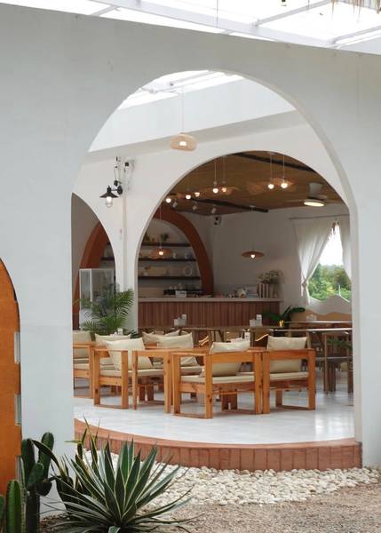 บ้านฉันท์ BaanChan cafe & restaurant