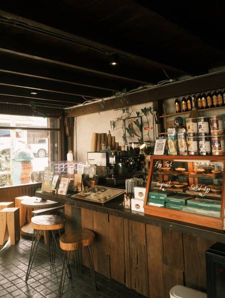 Makai Cafe and Space