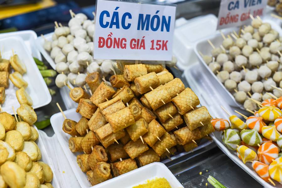 Many snacks and seafood in vietnamese night market in Da Lat