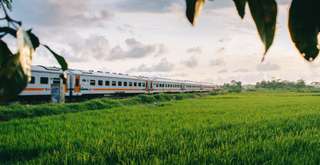 Cibatu Garut Travel Guide: Stasiun Bersejarah & Pesona Alam Sekitarnya, Xperience Team