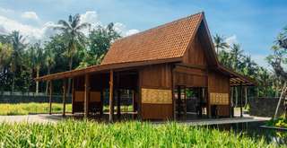 Desa Wisata Osing: Menyusuri Akar Budaya Asli Banyuwangi, Mas Bellboy