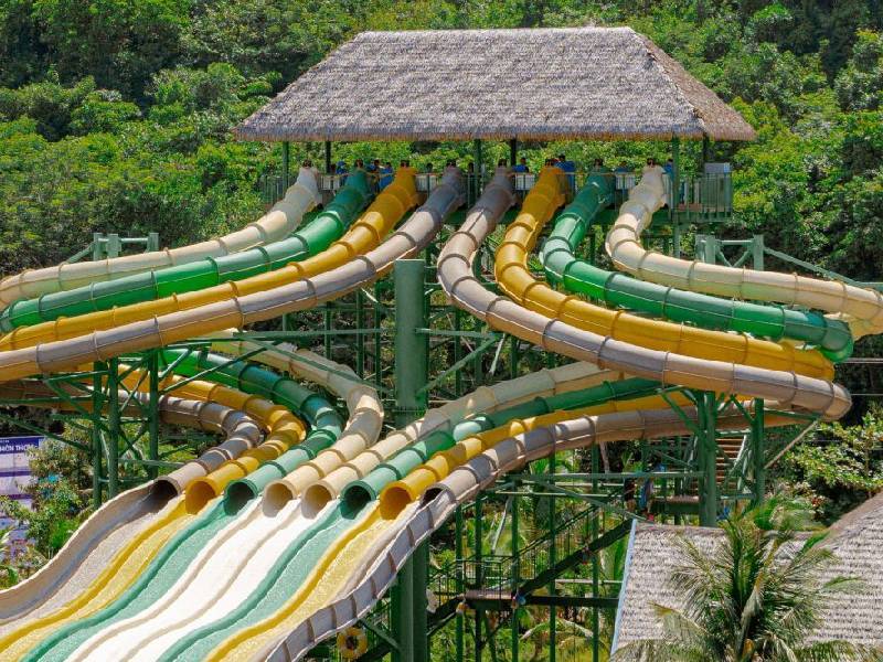 công viên nước aquatopia phú quốc