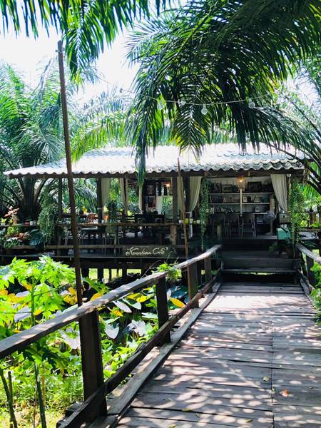 กันเกราคาเฟ่ชุมพร