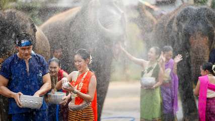 Lễ hội Songkran 2026: Vui chơi trong dịp Tết Thái Lan, Travel Bestie
