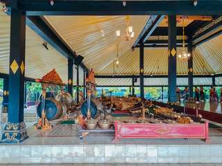 17 Instrumen Musik Khas Yogyakarta dan Filosofinya, Mas Bellboy