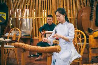 15 Alat Musik Vietnam dan Keunikan Budayanya yang Mendunia, Mas Bellboy