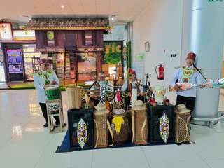 15 Alat Musik Kalteng dan Keunikan Budayanya yang Mendunia, Mas Bellboy