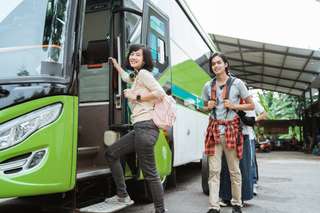 Beli Tiket Whoosh dan Bus di Traveloka, Gratis Produk Senka! Begini Cara Ikut Promonya, Traveloka Team