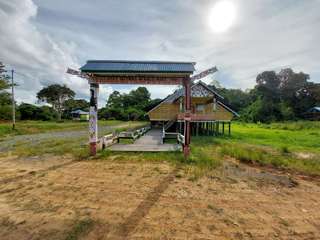 Rumah Adat Kalimantan Utara: Filosofi, Keunikan Arsitektur, dan Panduan Wisata Lengkap, Mas Bellboy