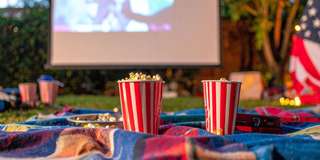 Top 20 phim Tết đáng xem nhất 2026, Traveloka VN