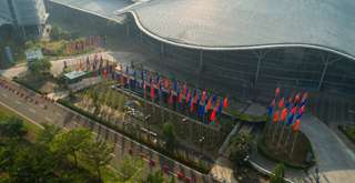 Cara ke ICE BSD Naik Busway (TransJakarta): Pahami Rute dan Tips Perjalanan Ini!, Travel Bestie