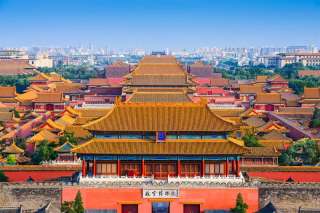 Mengenal 5 Rumah Adat Tiongkok: Filosofi, Keunikan Arsitektur, dan Panduan Wisata Lengkap, Mas Bellboy