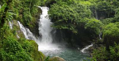 Pesona Curug Jami Ciamis, Air Terjun Tersembunyi dengan Suasana Alam yang Masih Asri, Xperience Team
