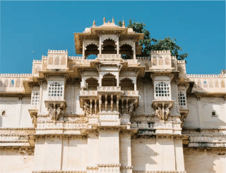 Mengenal 5 Rumah Adat Pakistan: Filosofi, Keunikan Arsitektur, dan Panduan Wisata Lengkap , Mas Bellboy