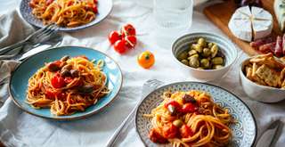 Sejarah Pasta: Asal Usul dan Perkembangannya Hingga Mendunia, Travel Bestie