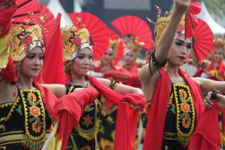 Snapshot Budaya: Pakaian Adat Surabaya dalam Sekilas, Mas Bellboy