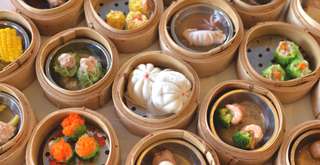 Sejarah Dimsum: Perjalanan Kudapan Kecil yang Mengubah Tradisi Makan Dunia, Travel Bestie