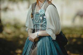 Mengenal Pakaian Adat Italia: Filosofi, Detail Material, dan Panduan Wisata Budaya Lengkap, Mas Bellboy