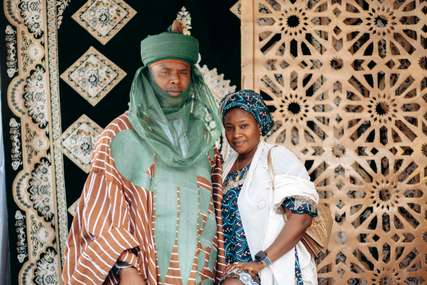 Snapshot Budaya: Pakaian Adat Nigeria dalam Sekilas, Mas Bellboy