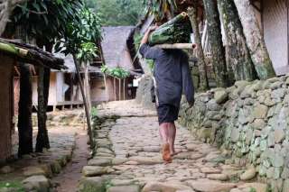 Mengenal Pakaian Adat Lebak (Baduy): Filosofi, Detail Material, dan Panduan Wisata Budaya Lengkap, Mas Bellboy