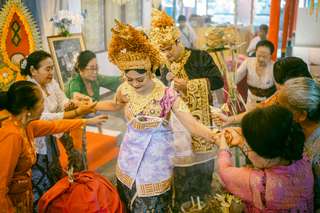 Snapshot Budaya: Pakaian Adat Karangasem dalam Sekilas, Mas Bellboy