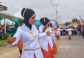 Mengenal Pakaian Adat Tidore: Filosofi, Detail Material, dan Panduan Wisata Budaya Lengkap, Mas Bellboy