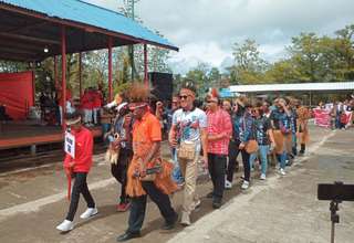 Mengenal Pakaian Adat Yapen: Filosofi, Detail Material, dan Panduan Wisata Budaya Lengkap , Mas Bellboy