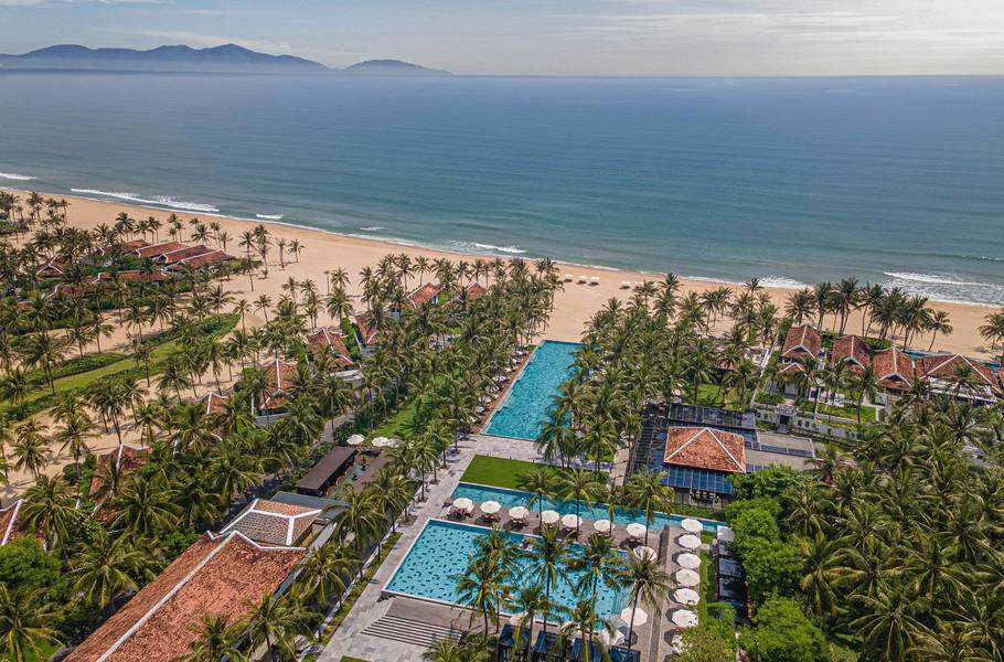 Four Seasons Hội An sở hữu tọa độ vàng bên bãi biển Hà My, gần phố cổ Hội An
