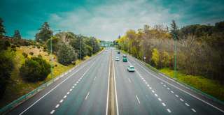 Jakarta ke Purwokerto Berapa Jam Naik Mobil? Ini Estimasi Waktu, Jarak, dan Rute Terbaik, Travel Bestie