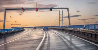 Bandung ke Jogja Berapa Jam Naik Mobil? Ini Estimasi Waktu dan Rute Perjalanan yang Bisa Kamu Pilih, Travel Bestie