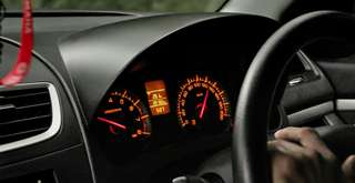 Jangan Abaikan RPM Mobil! Ini Fungsi dan Perannya Saat Mengemudi, Travel Bestie