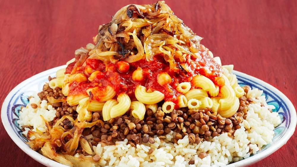 Koshari là món ăn mang rất nhiều màu sắc 