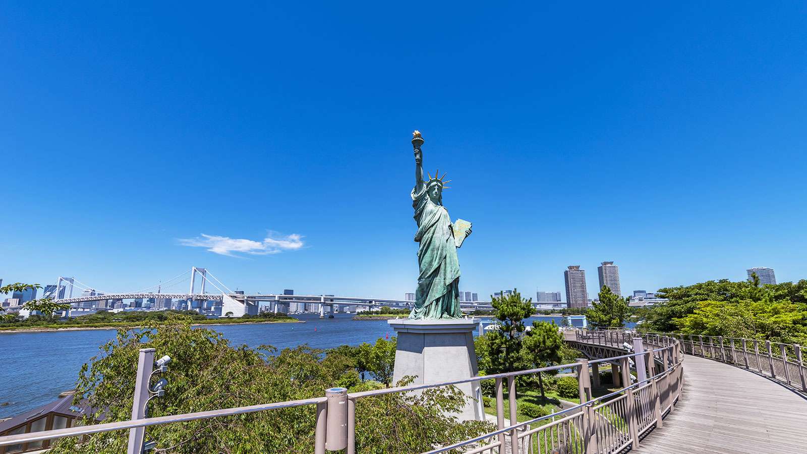 Odaiba Seaside Park ở Tokyo có gì thú vị?
