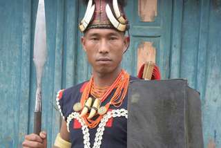 Baluse dan Toho: Menyingkap Filosofi, Sejarah, dan Rahasia Seni Tempa Suku Nias, Mas Bellboy