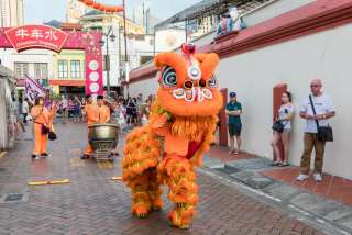 Menelusuri Jejak Estetika dan Filosofi: Daftar Tarian Tradisional Singapura yang Mendunia, Mas Bellboy
