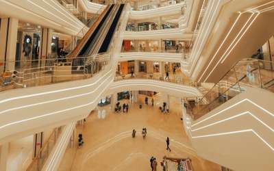 5 Mall Terpanjang di Indonesia dengan Luas Area Terbesar, Traveloka Xperience
