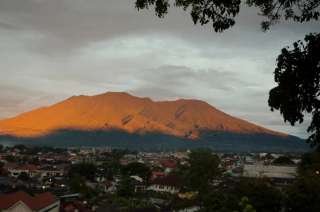 Gunung Sangar: Si Mungil Cantik di Kaki Malabar Buat Anda yang Butuh Recharge!, Waktu baca 1 menit