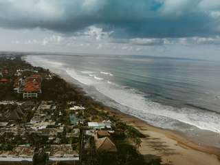5 Pantai Dekat Bandara Bali yang Indah dan Mudah Dijangkau, Travel Bestie