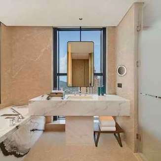 DoubleTree by Hilton Yaan